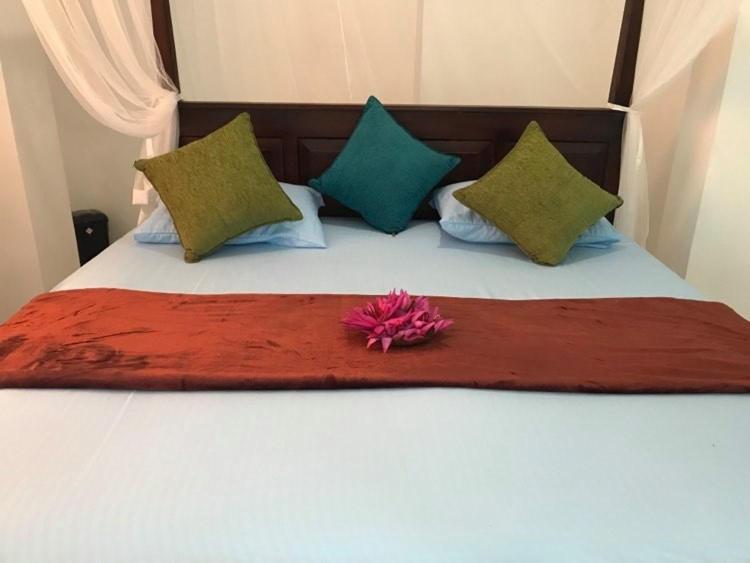 Crescent Resort Galle Exterior foto