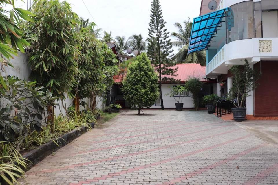 Crescent Resort Galle Exterior foto
